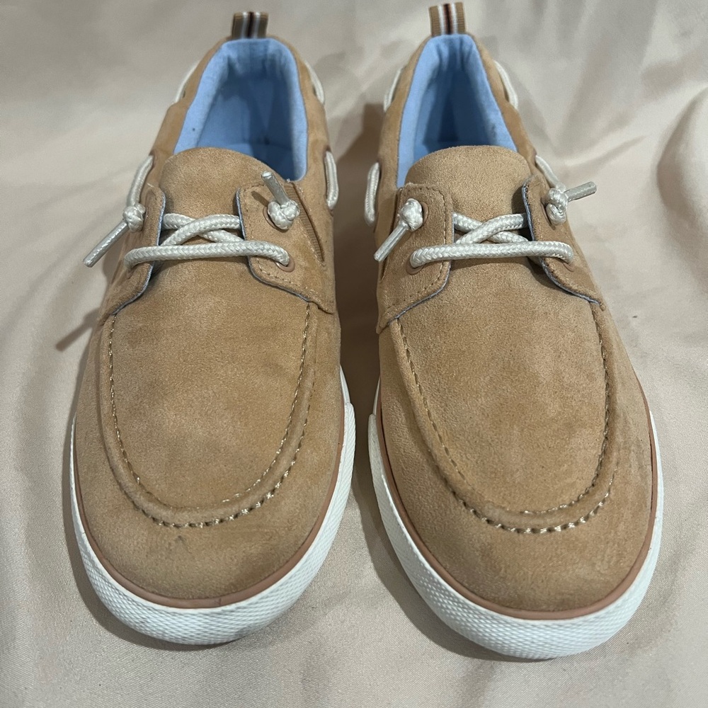 Cat & Jack Kids’ Tan Loafers Size 6